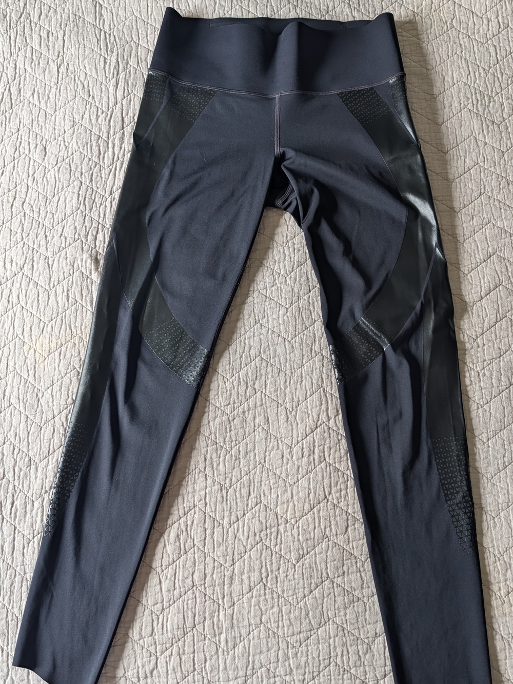 Under Armour Black Compression Leggings